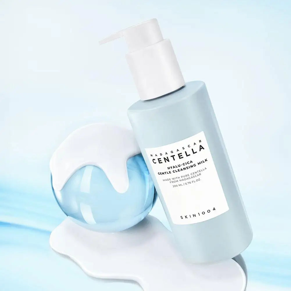Centella Asiatica Cleansing Milk And Makeup Remover Oil 2 In 1 200ml