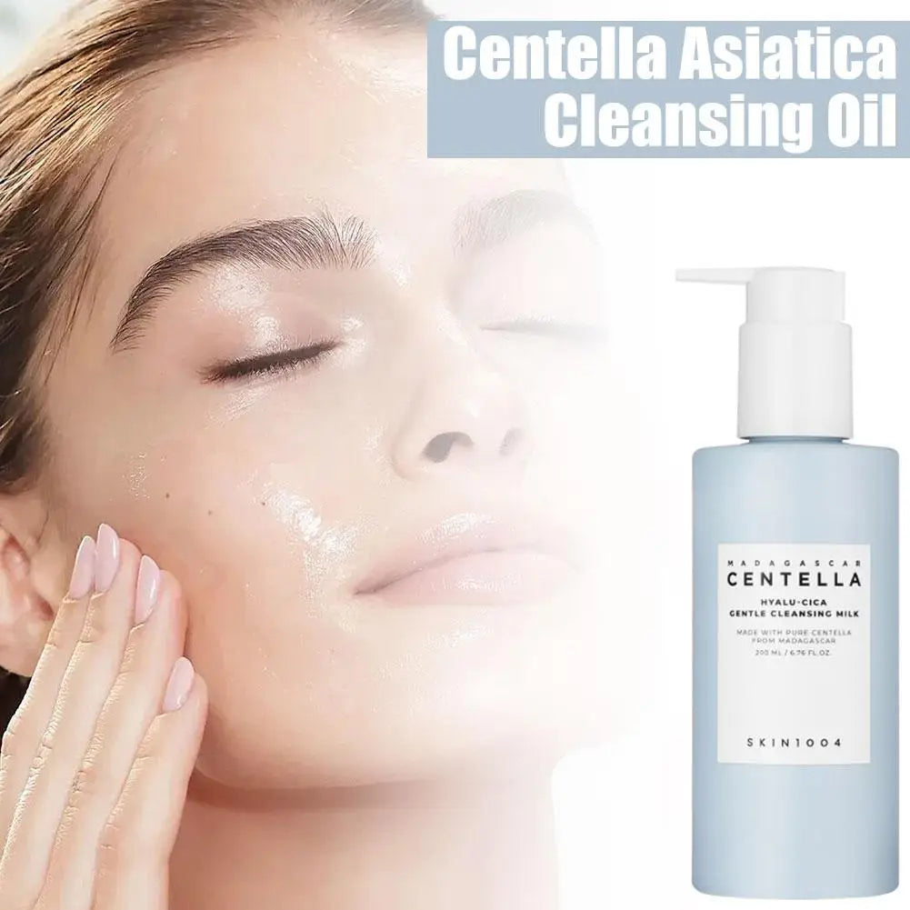 Centella Asiatica Cleansing Milk And Makeup Remover Oil 2 In 1 200ml