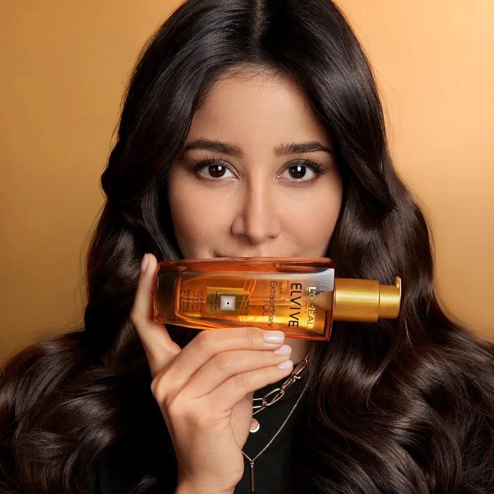 L’Oréal Paris Extraordinary Oil Beautifying Hair Oil Serum is a rich yet lightweight treatment